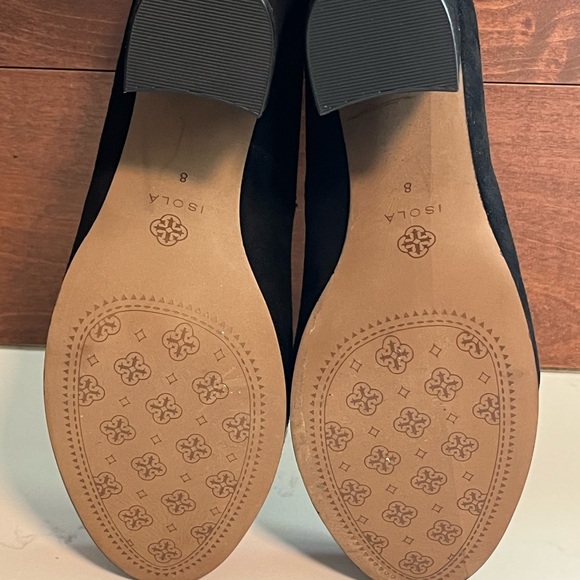Isola Hayley Black Suede Pumps. Size 8 - Picture 7 of 9